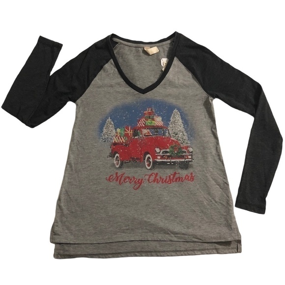 NWT Altar’d State Merry Christmas Vintage Truck Raglan Tee Long Sleeve Size XS - Picture 1 of 5